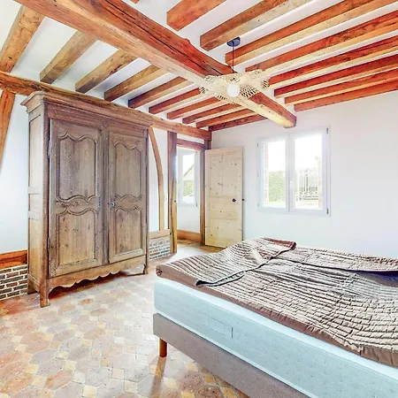 3 Bedroom Beautiful In 別荘 *