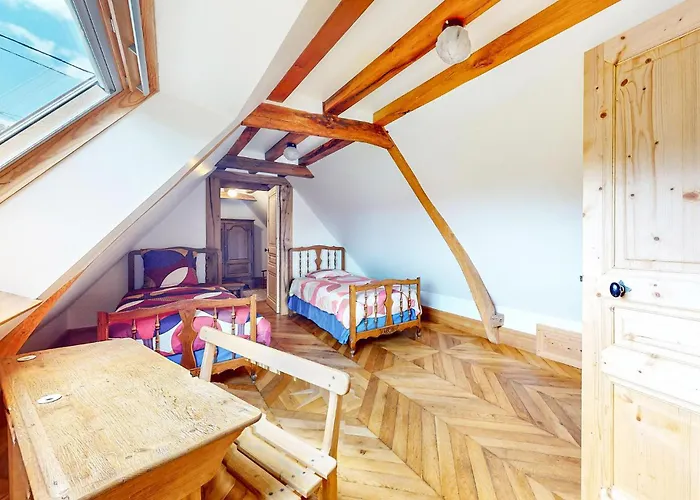 3 Bedroom Beautiful In Haudricourt