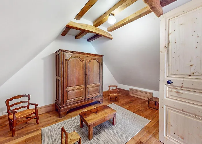 3 Bedroom Beautiful In Hébergement de vacances