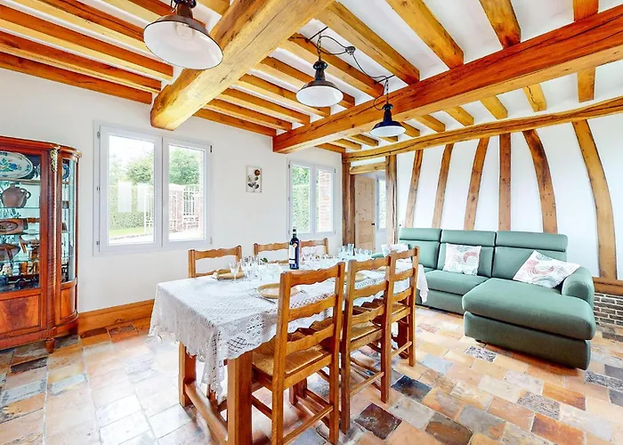 3 Bedroom Beautiful In Hébergement de vacances