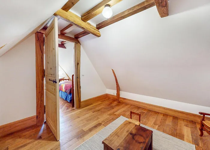 3 Bedroom Beautiful In Hébergement de vacances