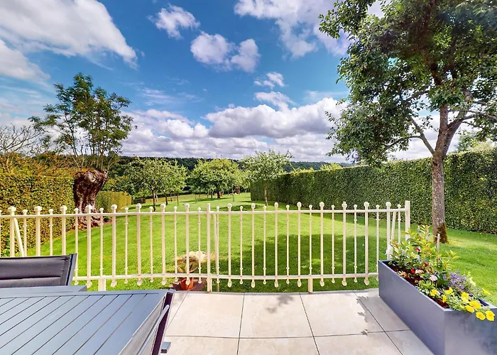 Hébergement de vacances 3 Bedroom Beautiful In Haudricourt